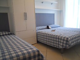 Bright Apartment With Private Garden