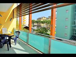 Luminous Beachside Flat - Beahost