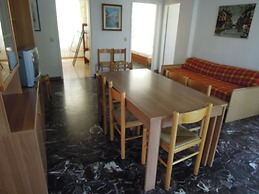 Flat in a Great Location for 8 Guests - Beahost