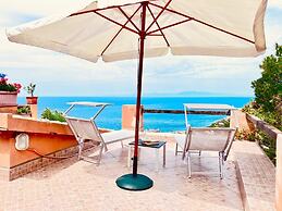 Apartment With Stunning Views