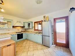 Apartment With Stunning Views