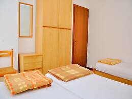 Adorable Flat for 5 Guests in a Great Location