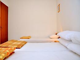 Adorable Flat for 5 Guests in a Great Location