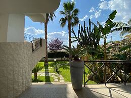 Elegante Villa tra Etna e Mare 2 min da Etnaland