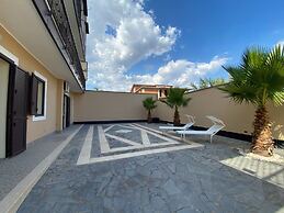 Elegante Villa tra Etna e Mare 2 min da Etnaland