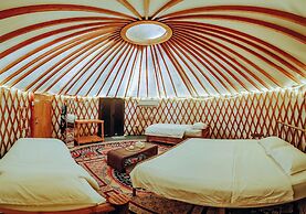 Nomad Yurts