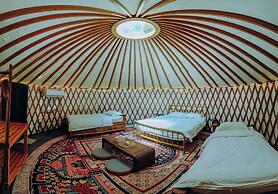 Nomad Yurts