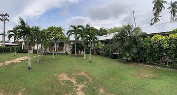 Orchard House Resort