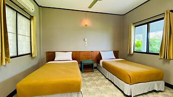 Orchard House Resort