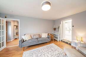 Heatherwood Cottage - Central Scone