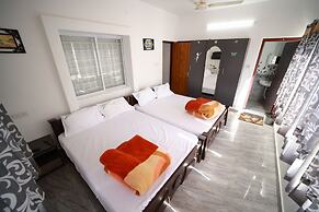 Guru Vela Homestay