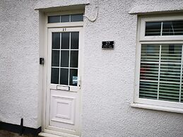 Cozy 2-bed Cottage in Merthyr, 5 Mins to Bike Park