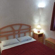 Seaside Apartment Baja Sardinia - 6pl August - 250 m From Smeraldo Bea