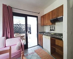 Seaside Apartment Baja Sardinia - 6pl August - 250 m From Smeraldo Bea
