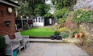 Immaculate 3-bed House in Waltham Cross