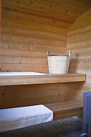 Jackfish Lake Cottages Motel