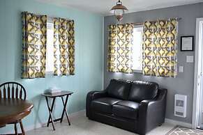 Jackfish Lake Cottages Motel