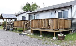 Jackfish Lake Cottages Motel