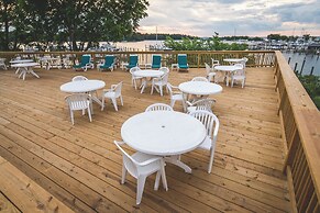 The Lodge at Great Oak Landing