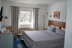 The Lodge at Great Oak Landing