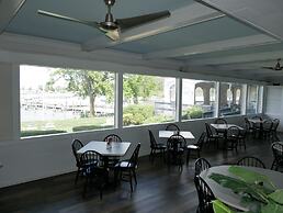 The Lodge at Great Oak Landing