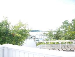 The Lodge at Great Oak Landing