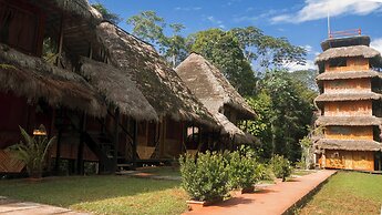 Caiman Lodge