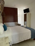 Baos Hotel & Restaurant