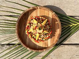 Baos Hotel & Restaurant