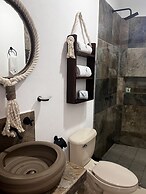 Baos Hotel & Restaurant