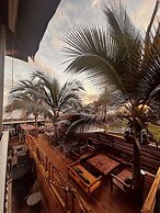 Baos Hotel & Restaurant