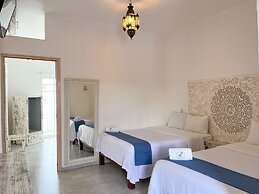 Baos Hotel & Restaurant