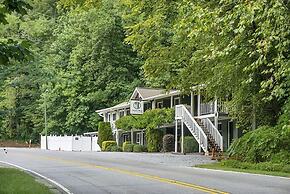 Hickory Falls Inn