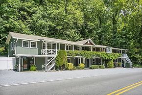 Hickory Falls Inn