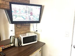 Kippa Ring Village Motel