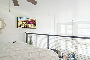 King Bed - Top Floor 2sty Loft - Parking 4058