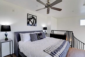 Loft with Views-King Bed-Close to Shop/Dine-Parking 4011