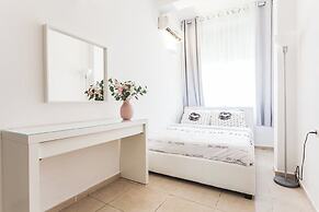 Port 2 Bedroom with 2 showers apartment