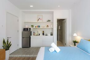 Christinas Hotel & Cafe