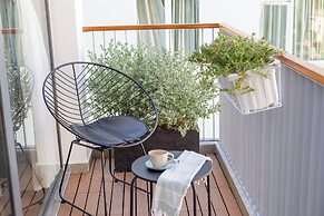 Christinas Hotel & Cafe