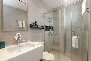 Christinas Hotel & Cafe