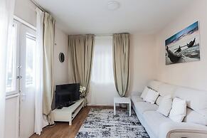 Ben Yehuda By theLight apartment