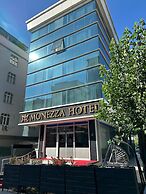 Monezza Hotel - Maltepe