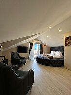 Monezza Hotel - Maltepe