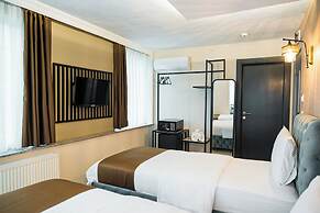 Monezza Hotel - Maltepe