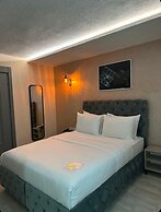 Monezza Hotel - Maltepe