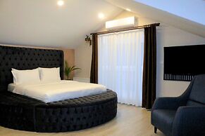 Monezza Hotel - Maltepe