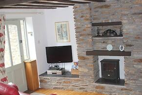 Charming 2-bed Cottage in Modbury