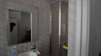 Beautiful 2-bed Flat in London