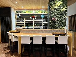 minamiseto karoto kazemachitei